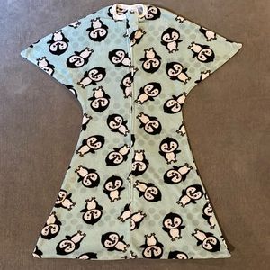 Sleeping Baby Zipadee-Zip Swaddle Transition - Fleece Penguin